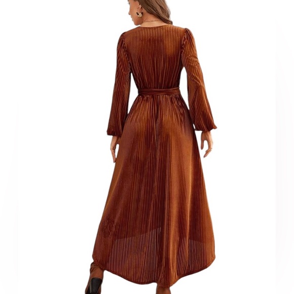 BERRYGO fall midi rust ribbed high long long sleeve V front wrap tie dress NWT - Picture 9 of 10